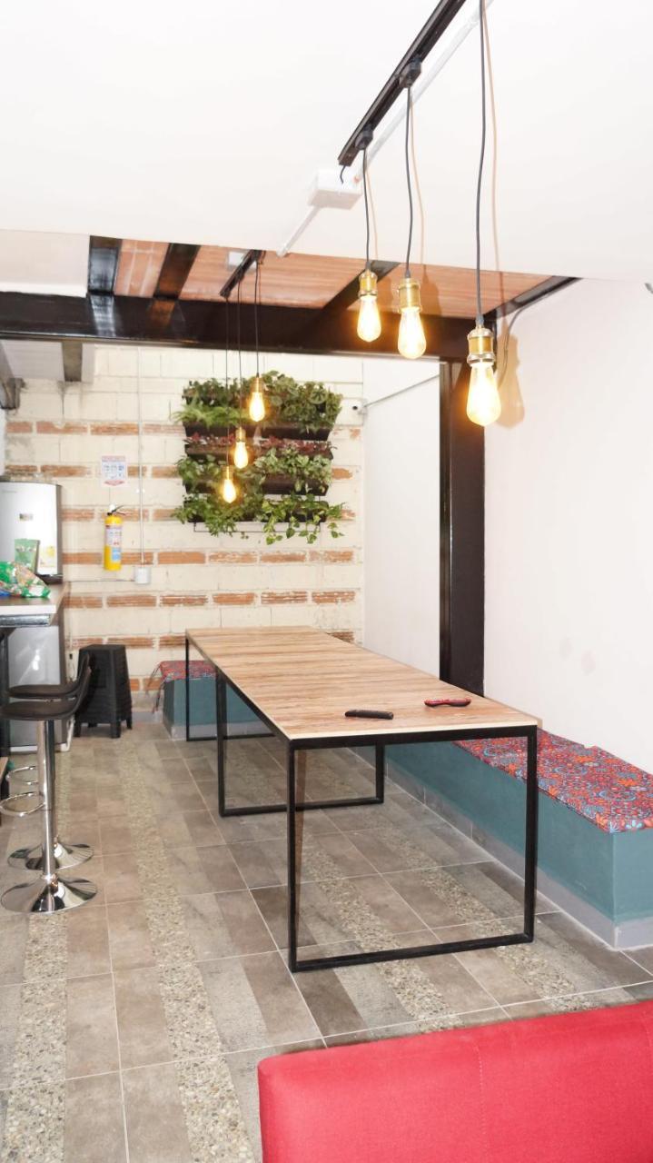 מדיין Nativo Hostel מראה חיצוני תמונה
