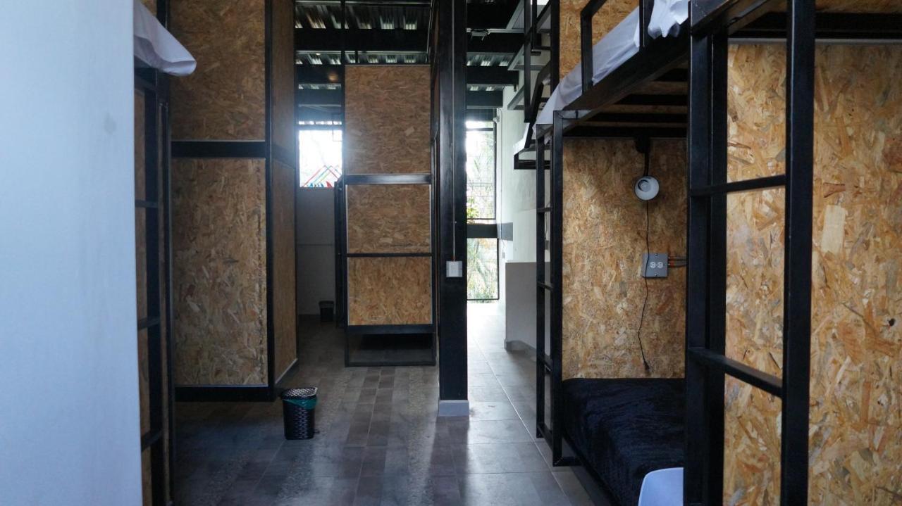 מדיין Nativo Hostel מראה חיצוני תמונה