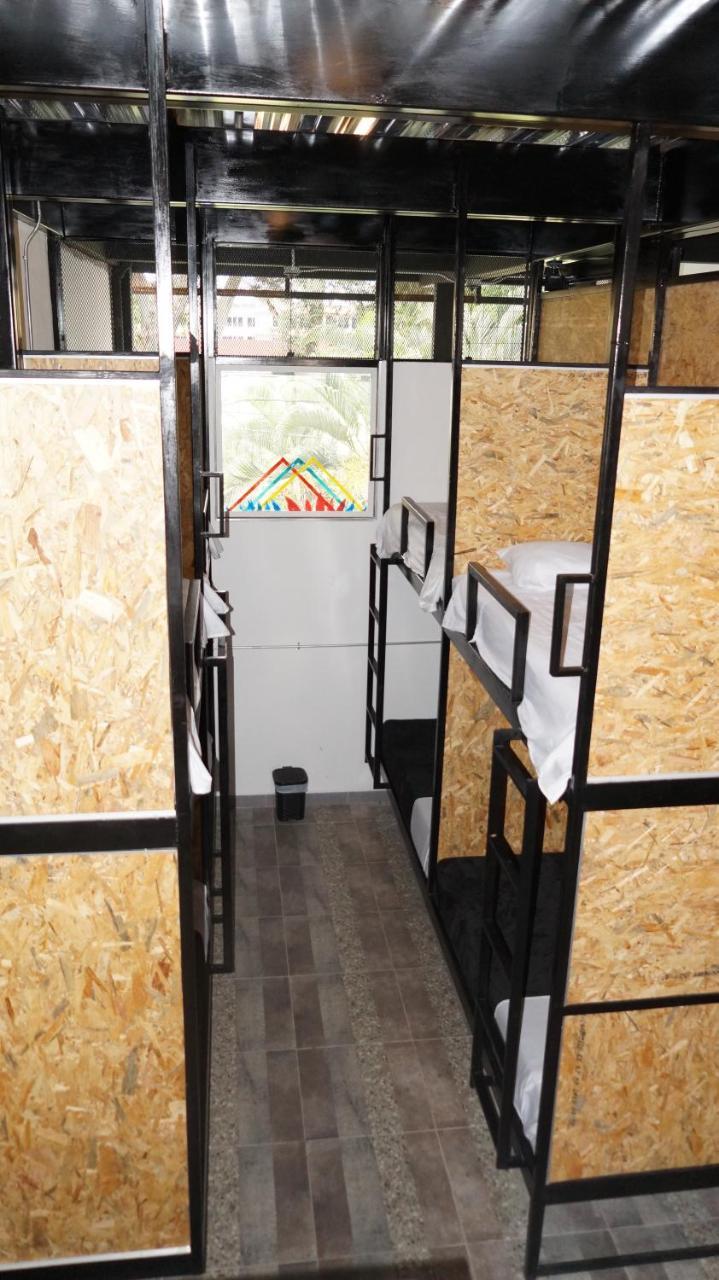 מדיין Nativo Hostel מראה חיצוני תמונה
