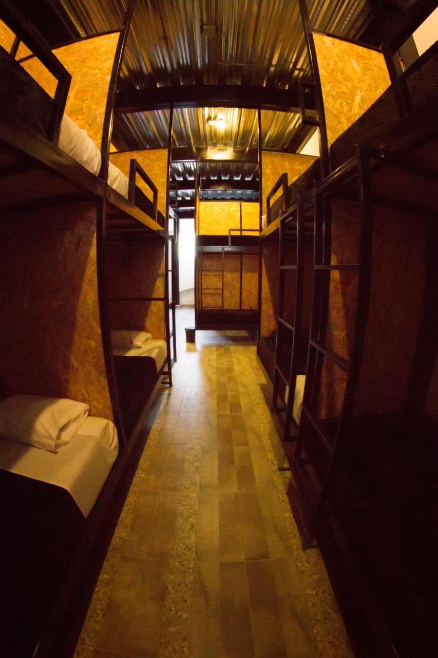 מדיין Nativo Hostel מראה חיצוני תמונה
