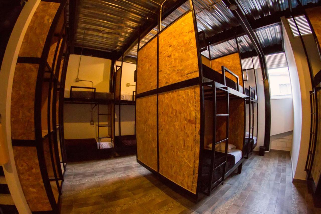 מדיין Nativo Hostel מראה חיצוני תמונה