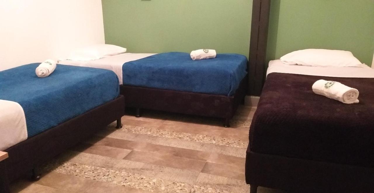 מדיין Nativo Hostel מראה חיצוני תמונה